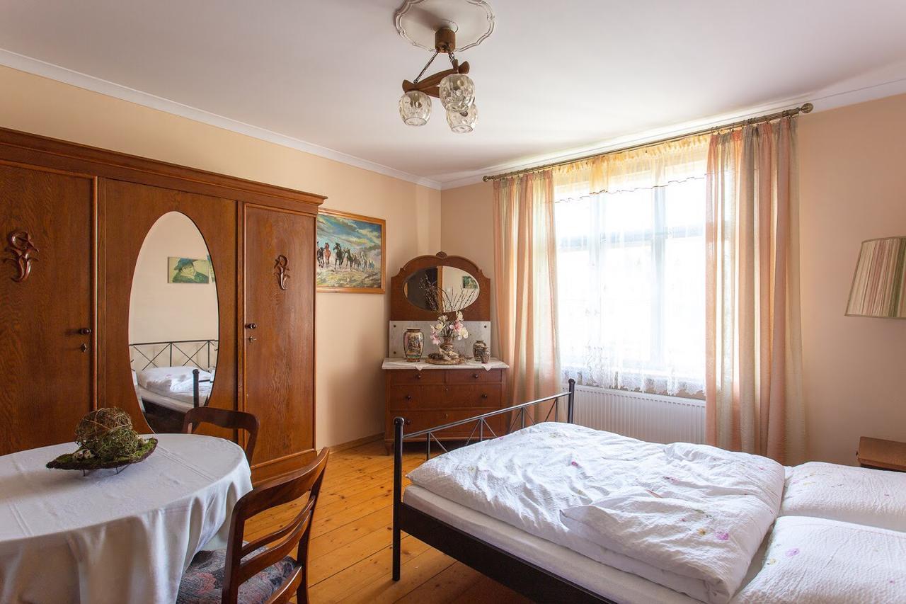 Dom Pod Rybia Skala Apartment Jelenia Gora Luaran gambar